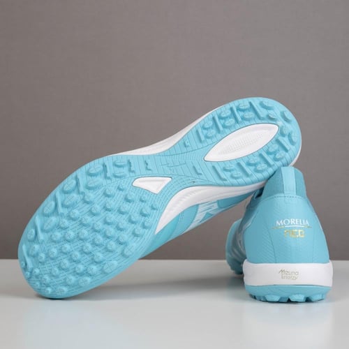 جزمة كرة قدم Mizuno