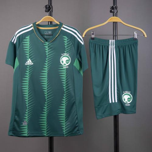 طقم منتخب السعودي 2024/2025