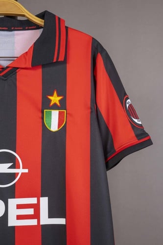 قميص ميلان كلاسيك 1996/1997