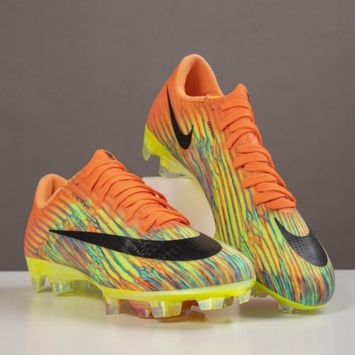 جزمة كرة قدم Nike