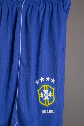 طقم منتخب البرازيل كلاسيكي 2002