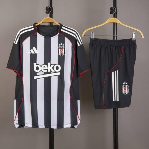 طقم بشكتاش الاساسي 2026/2025