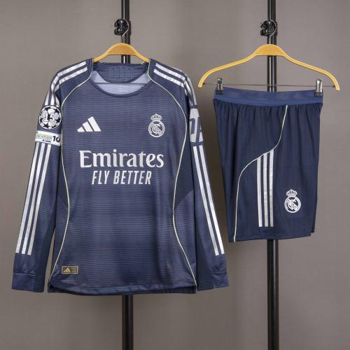 طقم ريال مدريد الاحتياطي 2026/2025