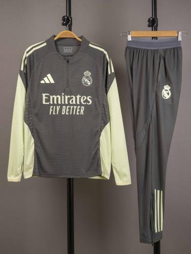 طقم تمارين ريال مدريد 2025/2026