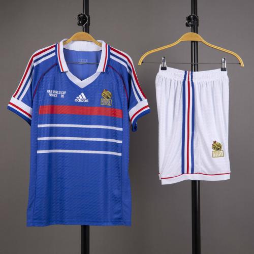طقم منتخب فرنسا الاساسي 1998