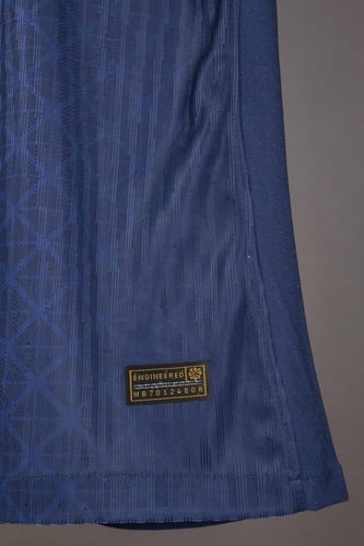 طقم باريس الاساسي 2025/2026 بشعار الأبطال