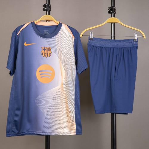 طقم تمارين برشلونة 2025/2026