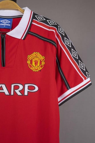 قميص كلاسيكي يونايتد