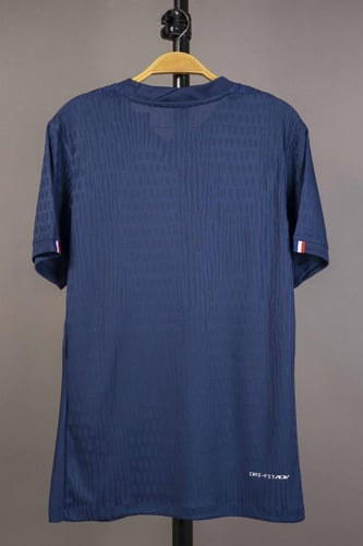 قميص باريس الاساسي 2025/2026