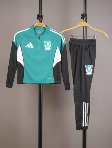 طقم تمارين ليفربول اطفال 2025/2026