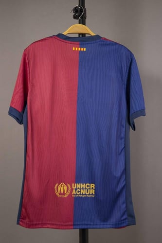 طقم برشلونة الاساسي 2024/2025