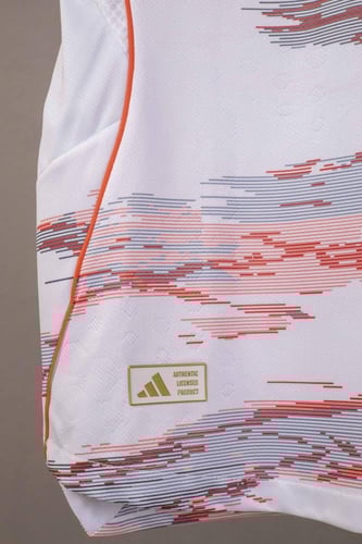 طقم بايرن ميونخ الاحتياطي 2025/2026