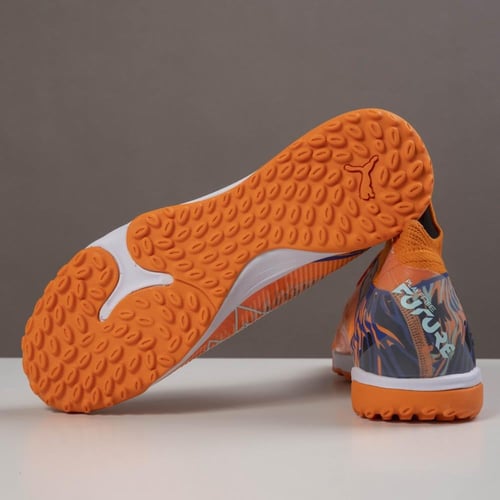 جزمة كرة قدم PUMA