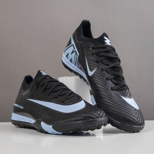 جزمة كرة قدم Nike