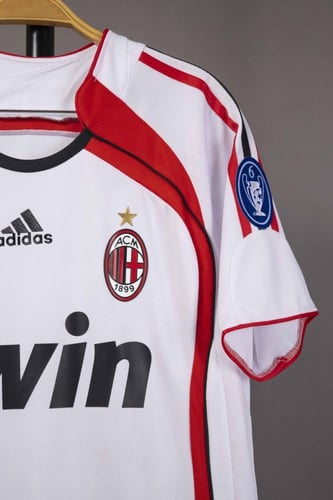 طقم ميلان كلاسيكي 2007