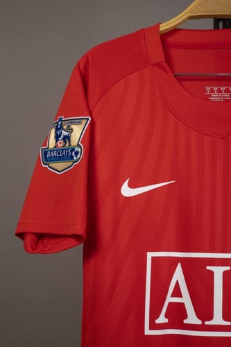 طقم مانشستر يونايتدالكلاسيك 2008