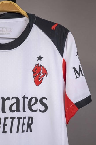 طقم ميلان الاحتياطي 2025/2026