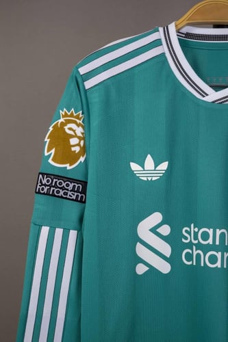 طقم ليفربول الاحتياطي كم طويل 2025/2026