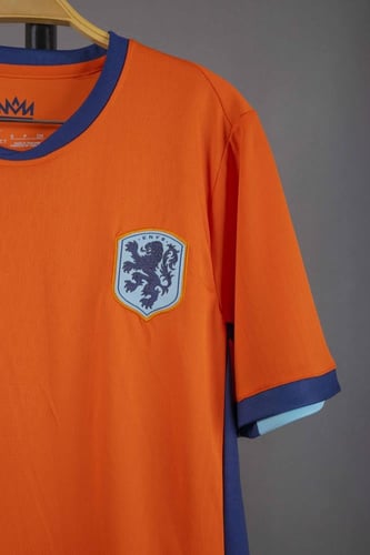 طقم منتخب هولندا الاساسي 2024/2025