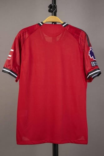 طقم مانشستريونايتد الاساسي 2025/2026