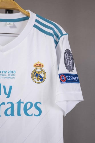 طقم ريال مدريد الاساسي 2018