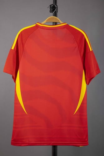 طقم منتخب اسبانيا الاساسي 2024/2025