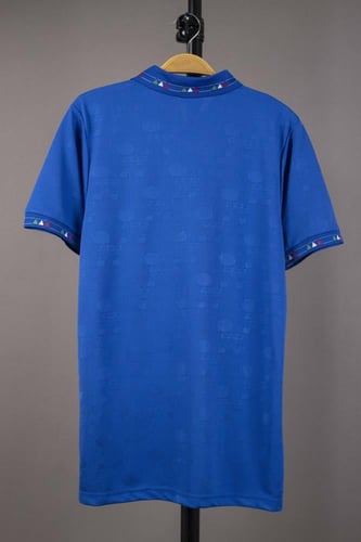 طقم منتخب ايطاليا 1994