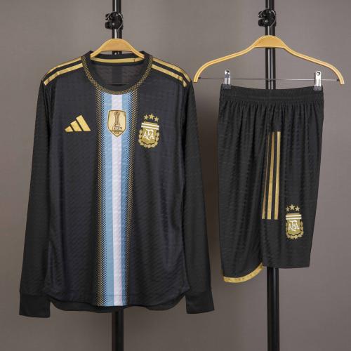 طقم الارجنتين كلاسيكي