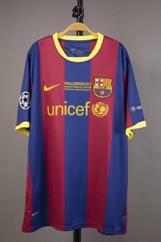 طقم برشلونة نهائي لندن 2011 | جامبو