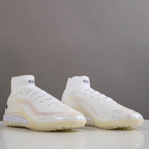 جزمة كرة قدم Nike