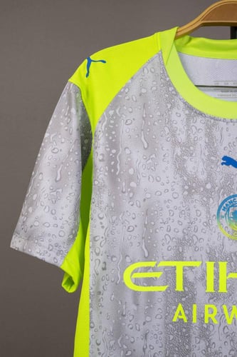 طقم مانشستر سيتي الاحتياطي 2025/2026