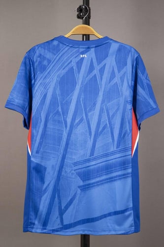 طقم تشيلسي الاساسي 2025/2026