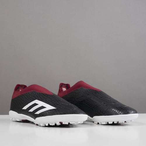 جزمة كرة قدم