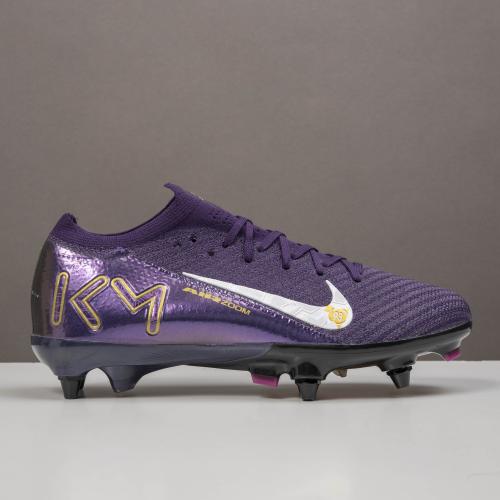 جزمة كرة قدم Nike