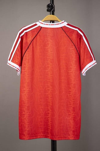 طقم مانشيستر يونايتد كلاسيكي 1991