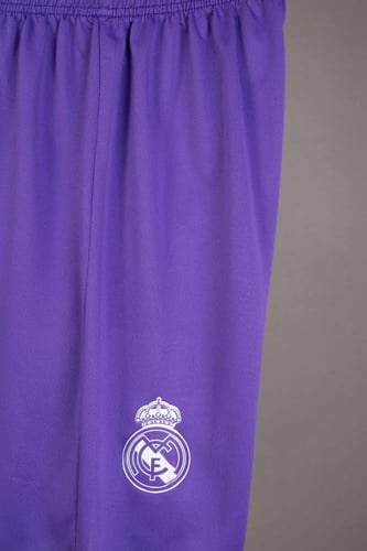 طقم ريال مدريد كلاسيكي 2016/2017