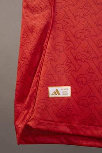 قميص ارسنال الاساسي 2025/2026