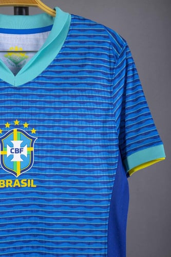 قميص البرازيل الاحتياطي 2024/2025