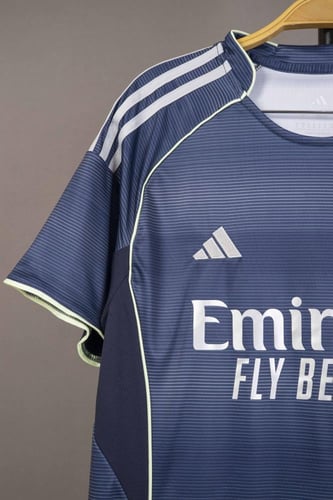 طقم ريال مدريد الاحتياطي 2025/2026