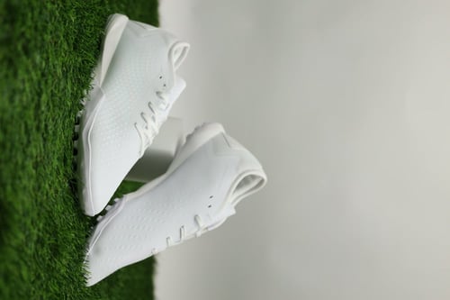 جزمة كرة قدم Adidas