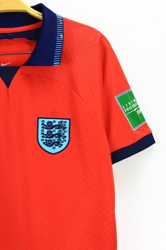 طقم انجلترا 2022/2023