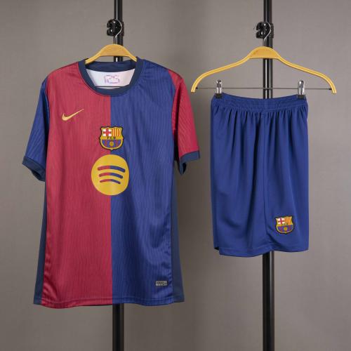 طقم برشلونة الاساسي 2024/2025