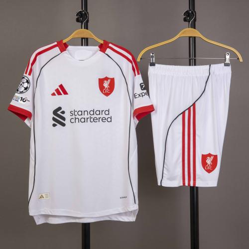 طقم ليفربول الاحتياطي 2025/2026
