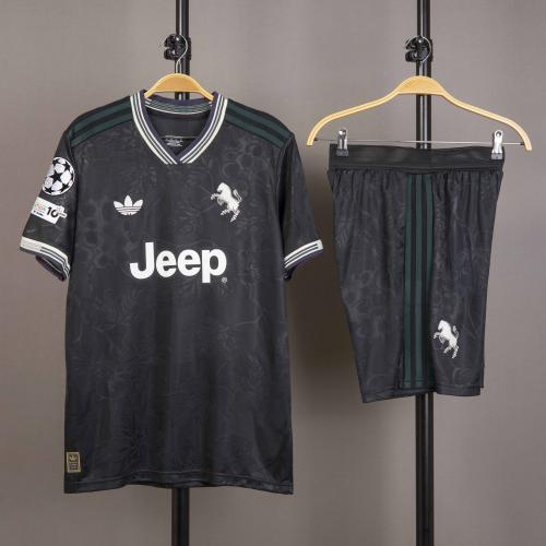 طقم يوفينتوس الاحتياطي 2026/2025