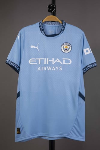 طقم مانشيستر سيتي الاساسي 2024/2025