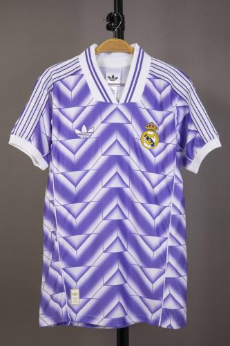 قميص ريال مدريد الكلاسيكي