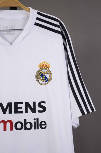 طقم ريال مدريد الاساسي 2005 | جامبو