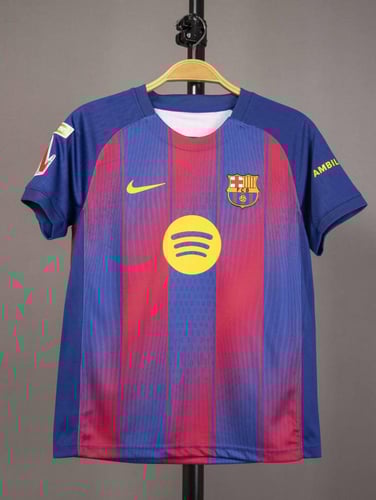 طقم برشلونة الاحتياطي 2025/2026