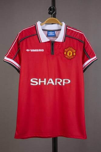 طقم مانشستر يونايتد 1998