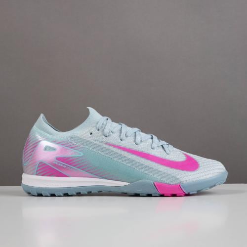 جزمة كرة قدم Nike